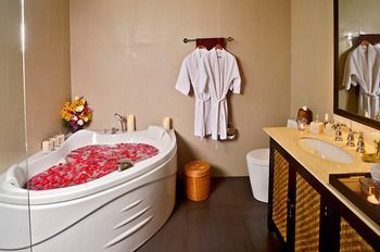 Ban Nongdouang Ansara Hotel מראה חיצוני תמונה
